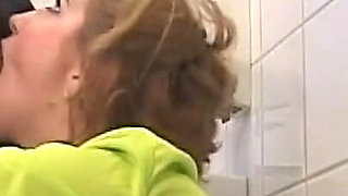 Cleaning Lady Fucked and Cummed on Asshole by Big Amateur Cock in Bathroom