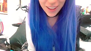 Cute blonde amateur webcam teen masturbating