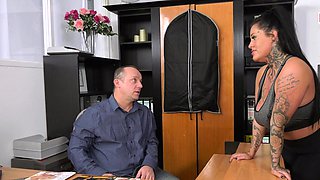 German BBW secretary with big tits fucks with the boss