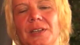 Mature swingers pussy fucking fingering party