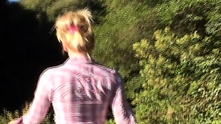 Lesbo slut fingering Summer