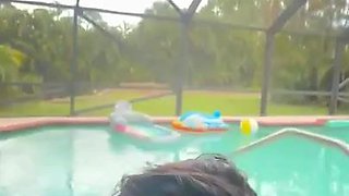 Emily Rinaudo Pool BG Sex tape Facial cumshot Flick Leaked