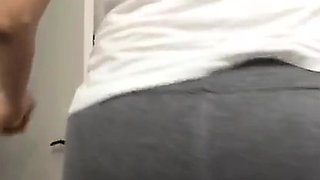 Saeideh Motamedi is Iranian married woman showing her body