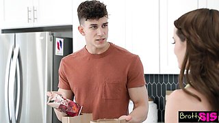 Bratty Sis featuring Maria Kazi and Parker Ambrose's cum shot xxx