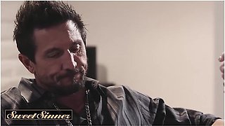 Natural Milf Sovereign Syre Fucks Dilf
