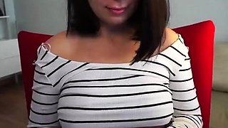 Amateur Webcam Teen Masturbates And Teases