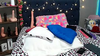 amateur vip ass flashing boobs on live webcam