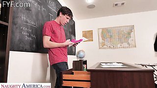 Rachel Starr Teaches Hands-On