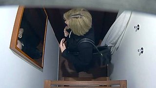 Busty MILF came for an erotic massage