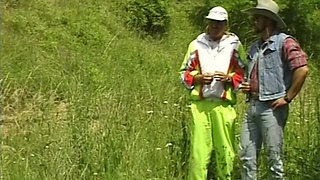 Couple Goes to the Park to Fuck