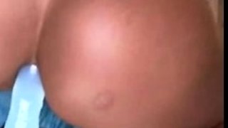 Anal loving les rimming ass and toying it