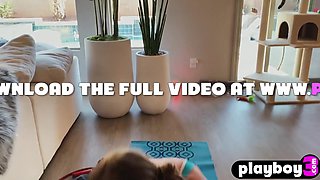 Hot mom pounded herself after workout