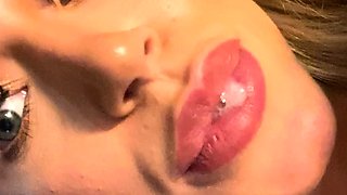 Pulled amateurs close up car sex