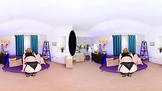 The English Mansion - Miss Eve Harper - Wife’s Edging