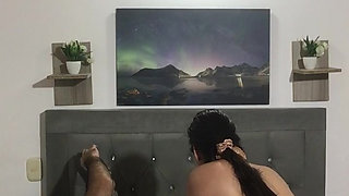 I masturbate the pussy in front of my husband inciting him to fuck.