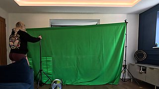 Wet pussy blonde amateur banging on casting