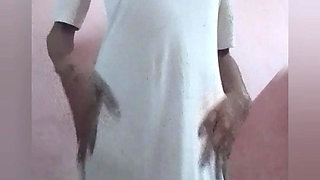 Beautiful Sri Lankan Sissy Dancing and Show Her Panty