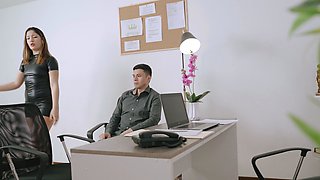 Young Argentine Woman with a Big Butt Seduces Her Boss