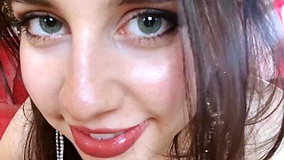 Amateur Teen with Huge Dildo Masturbating on Webcam