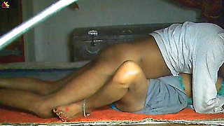 A Village Woman Got Fucked. Desi Village Bhabhi XXX Tight Pussy.