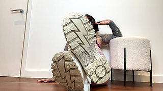 Dirty Sneaker Freak Training