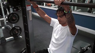 Kelsey Kane’s Treadmill Seduction with a Wild Tail