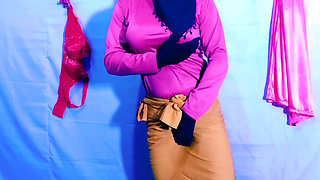 Pakistani beautiful bhabhi masturbation