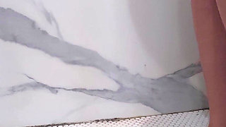 Chubby GILF Bimbo Peeing