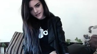 Hot amateur webcam teen masturbates for their fans