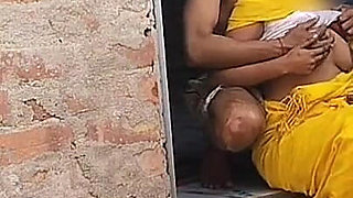 Indian Housewife Outdoor Fucking with Neighbour Brother in Law