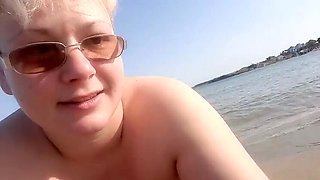 Putarankahotmilf Naked Beach Webcam - Peeing Outdoor & Golden Shower Close-Up