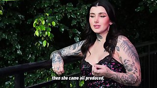 FAMOUS BABES SUCK EACH OTHER IN BED