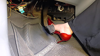 Secretary Gets Excited in Her Car by Pumping Pedals and Ends up with a Big Squirt From Masturbation