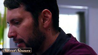 Jiggly sinner - stud gets turned on by his wife's tempting plan and explosive bedroom rail