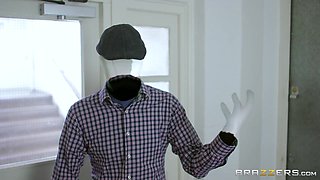Fucking The Invisible Man With Danny D, Michelle Thorne - Brazzers