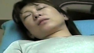 Milf Minako toying in front of hubby (Japan)