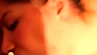 Svensk blond amatr suger hrddisk