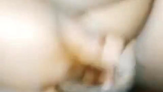 My bitch squirting a river and cums.