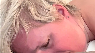Horny MILF Can't Resist A Good Fucking