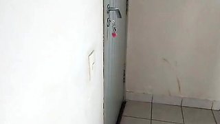 Amateur Brazilian Couple: Naughty Wife Flashing Naked in Front Yard