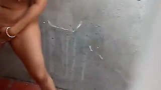 My Neighbor in the Patio Taking a Bath Has Incredible Tits with a Rich Ass This Brunette Is a Goddess She Is Located in Canada I