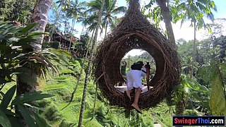 Big booty Thai girlfriend garden lovemaking