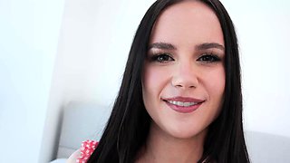 Inked Hottie Iris Leon Gets Fucked After Blowjob
