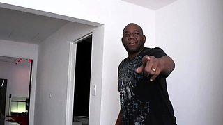 Babe shows off her big boobs and fucked