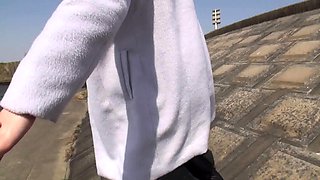 Amateur asian gf outdoor sex and cumshot