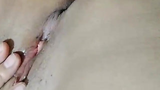 Early in the morning assy invite me or calling me for a sex video she's lonely