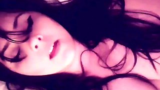 Love Chat Big Boobs Brunette Masturbating For Cam