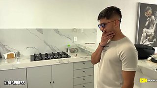 On Fresh Yr's Eve I feast with a Latin stepmother. What a rich culo it looks like