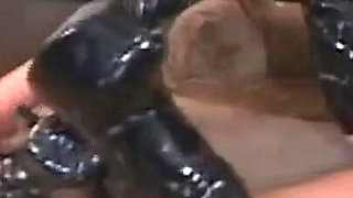 Latex babe loves to swallow a warm load in her mouth