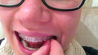 Amateur webcam blowjob and cumshot